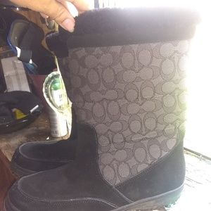 Coach boots